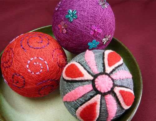 Японские вышитые шары Темари, как украшение к Новому году